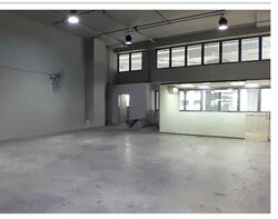 Carros Centre (D25), Factory #622079831